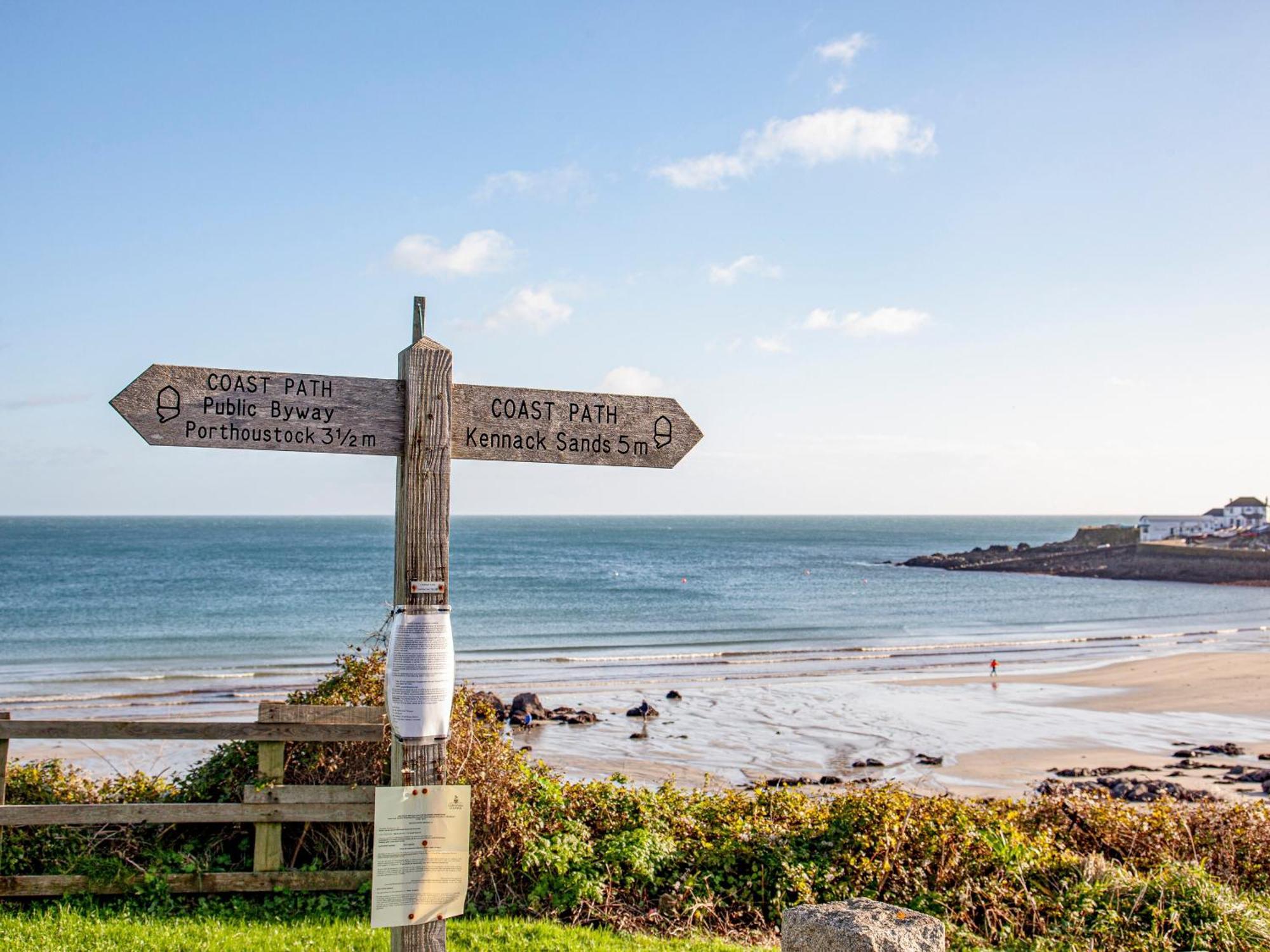 Headland Cottages 코버렉 외부 사진